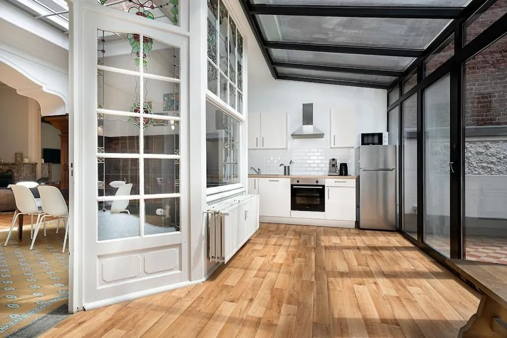 Amazing Appartement A Liege Avec Jardin Apartmán